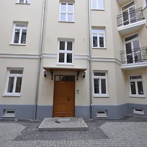 https://mala-apartment.warsawhotelspoland.com